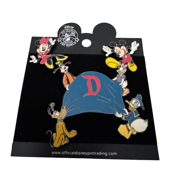 Disney 2004 USA‎ Olympics Commemorative Medal Mickey Mouse & Lanyards & 4 Pins - Picture 9 of 12